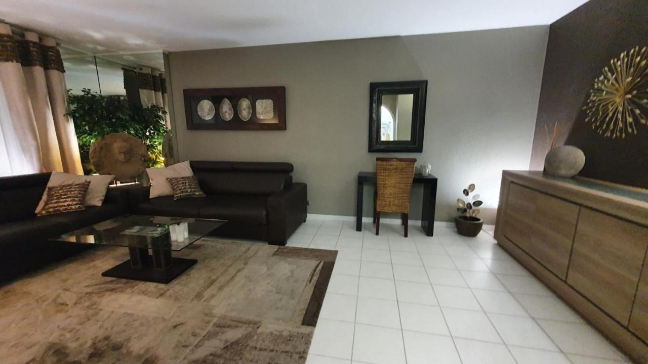 Melodie Apartment *